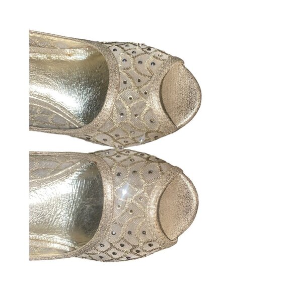 Adrianna Papell Gold Rhinestone Pump Heels Size 6M - Picture 7 of 11